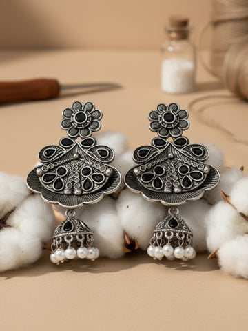 Karatcart Floral Oxidised Silver Black Stone Dangler Earring for Women