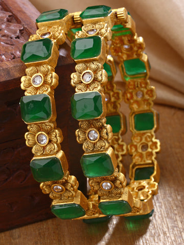 Karatcart Gold Plated Green Stone Studded Floral Rajwadi Temple Bangles Set for Women