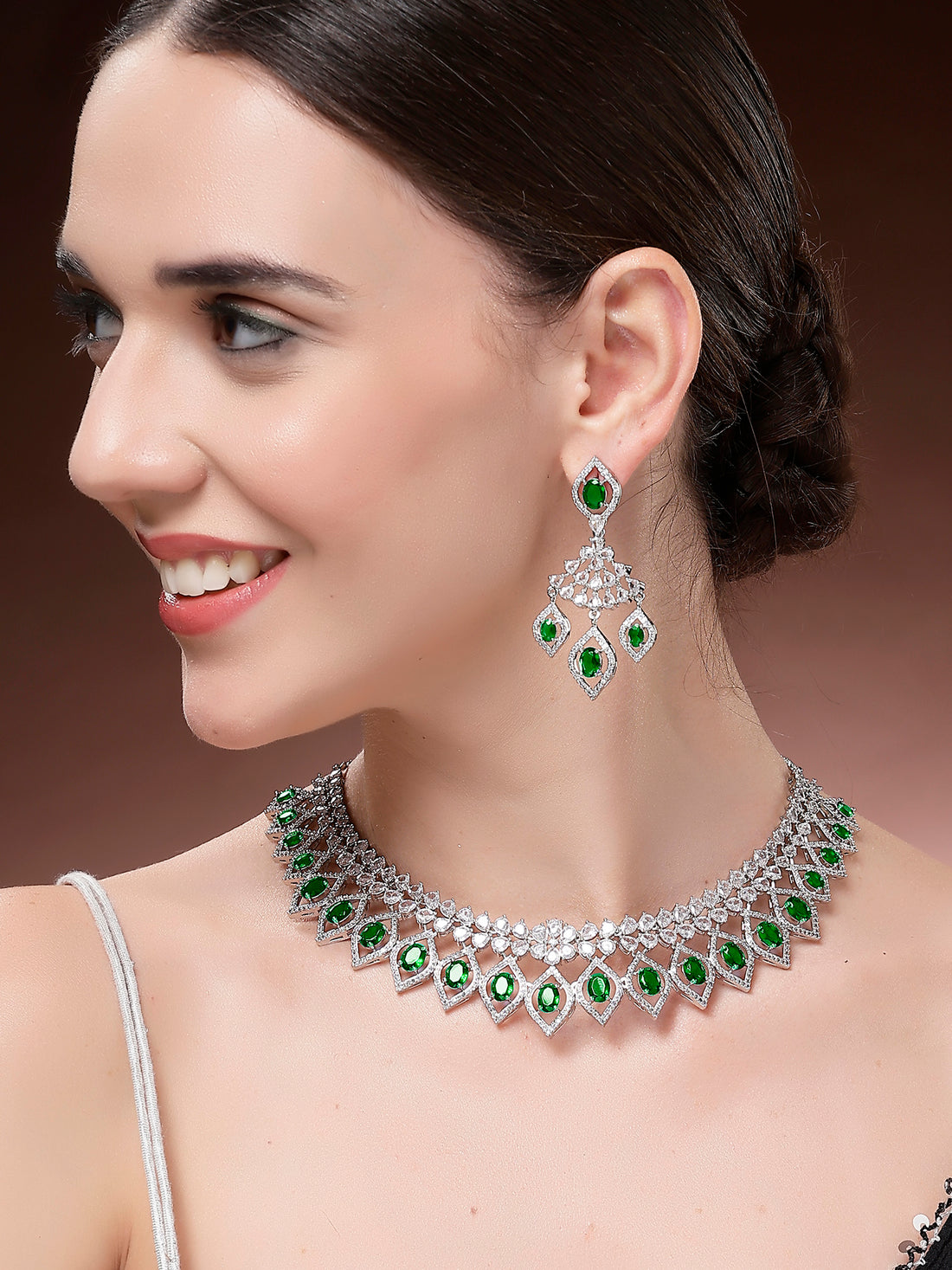 Karatcart Luxurious Green Drop American Diamond Silver Plated Necklace Set for Women