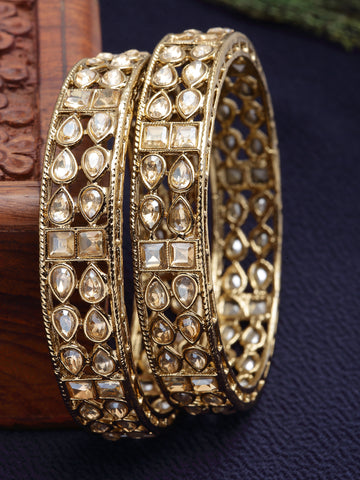Karatcart Set of 2 Antique Gold Plated Drop Shape Kundan Rajwadi Bangles for Women