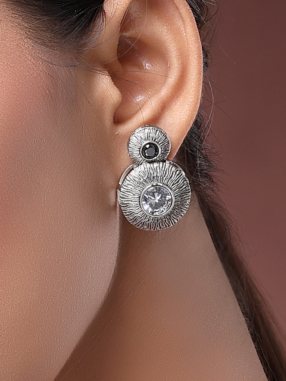 Karatcart Oxidized Silver-Toned Stud Earrings with Textured Design & Crystal Accents for Women