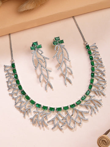 Karatcart Silver Plated Green American Diamond Leaf Necklace Set for Women