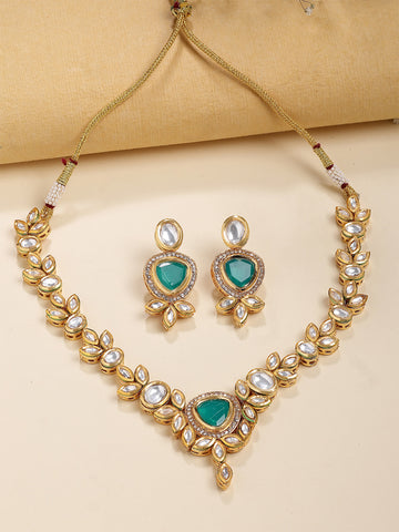 Karatcart Gold Plated Green Polki Tumble Necklace Set for Women