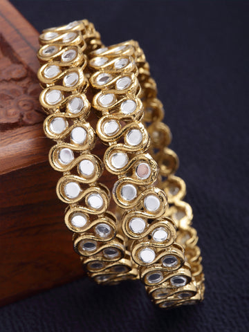 Karatcart Antique Gold Plated White Kundan Studded Bangles for Women