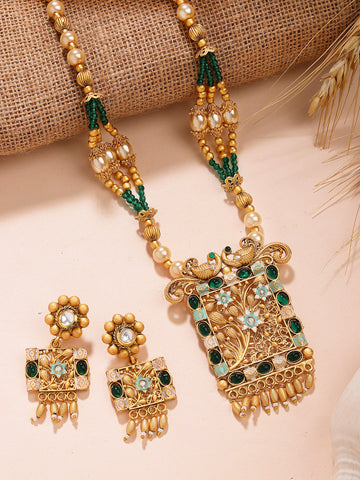 Karatcart Designer Gold-Plated Menakari Rani Haar Necklace Set with Green Beads for Women