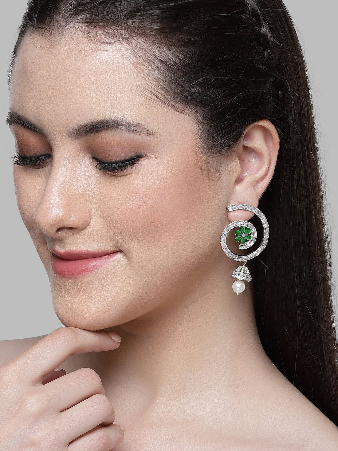 Karatcart Designer Silver Plated Green American Diamond Dangler Earrings for Women