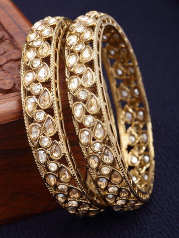Karatcart Kundan Studded Antique Gold Plated Set of 2 Rajwadi Bangles for Women