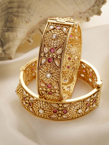 Karatcart Set of 2 Gold Plated Round Floral Design Kundan Bangles for Women