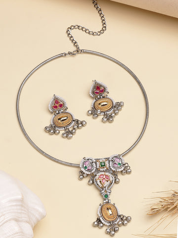 Karatcart Oxidised Silver and Gold Plated Stone Studded Hasli Necklace Set for Women