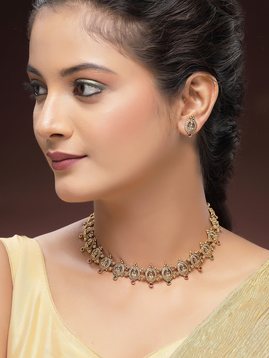 KARATCART Traditional Gold-Plated Laxmi Mata Coin Temple Jewellery Set for Women