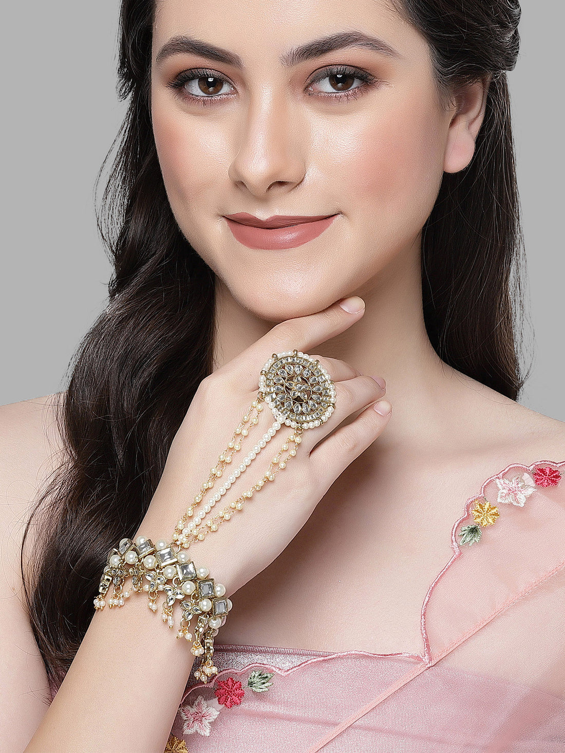 Karatcart Gold Plated Floral Design Pearl and Kundan Ring Hathphool for Women