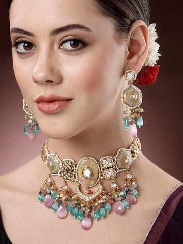 Karatcart Pink and Light Blue Crystal Gold Plated Polki Kundan Choker Necklace Set for Women