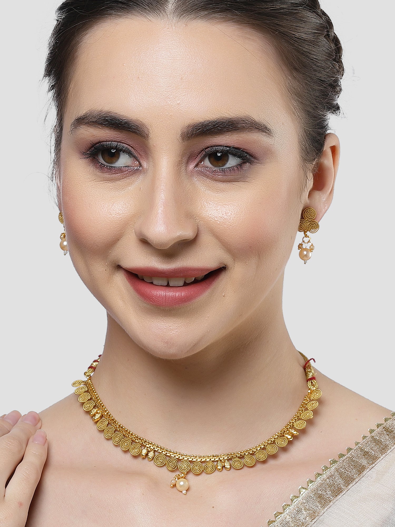 KARATCART Gold Plated Temple Classic Gold Jewellery Set for Women