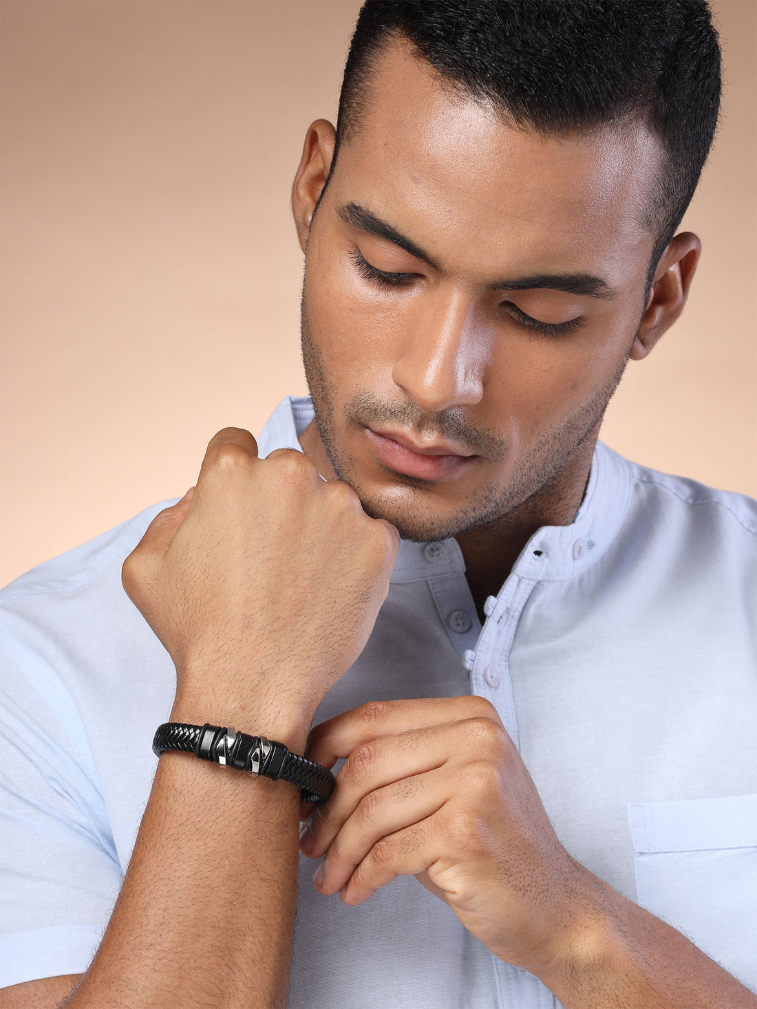 Bohey by KARATCART Black and Silver Link Bracelet for Men
