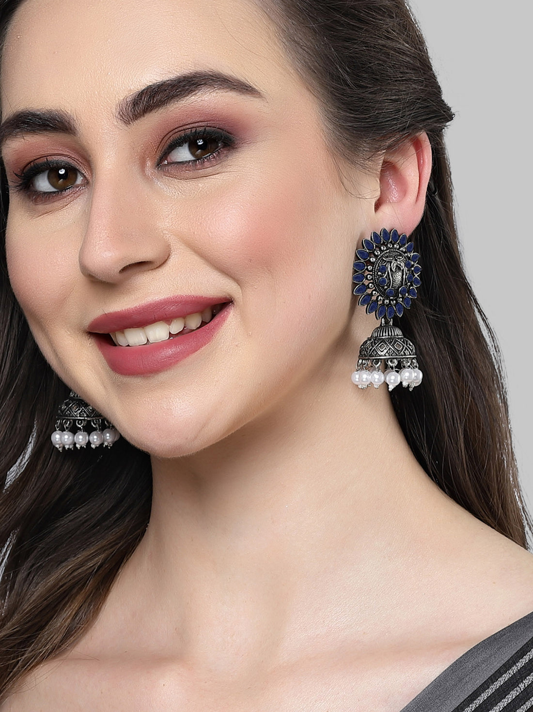 Karatcart Oxidised Silver Blue Stone Studded Jhumki Earring for Women