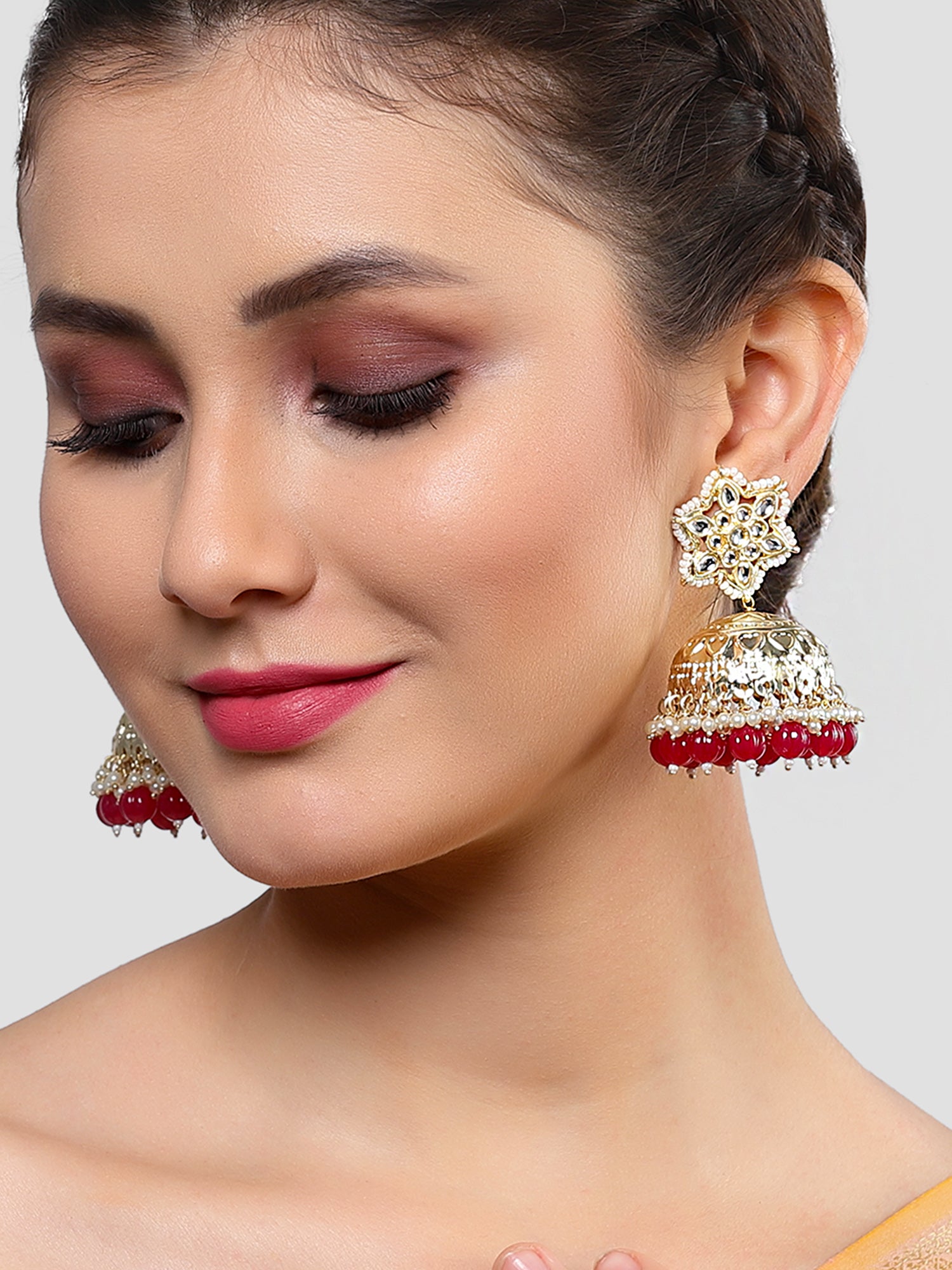 KARATCART Gold Plated Kundan Jhumki Red Earrings For Women karatcart-gold-plated-kundan-jhumki-red-earrings-for-women