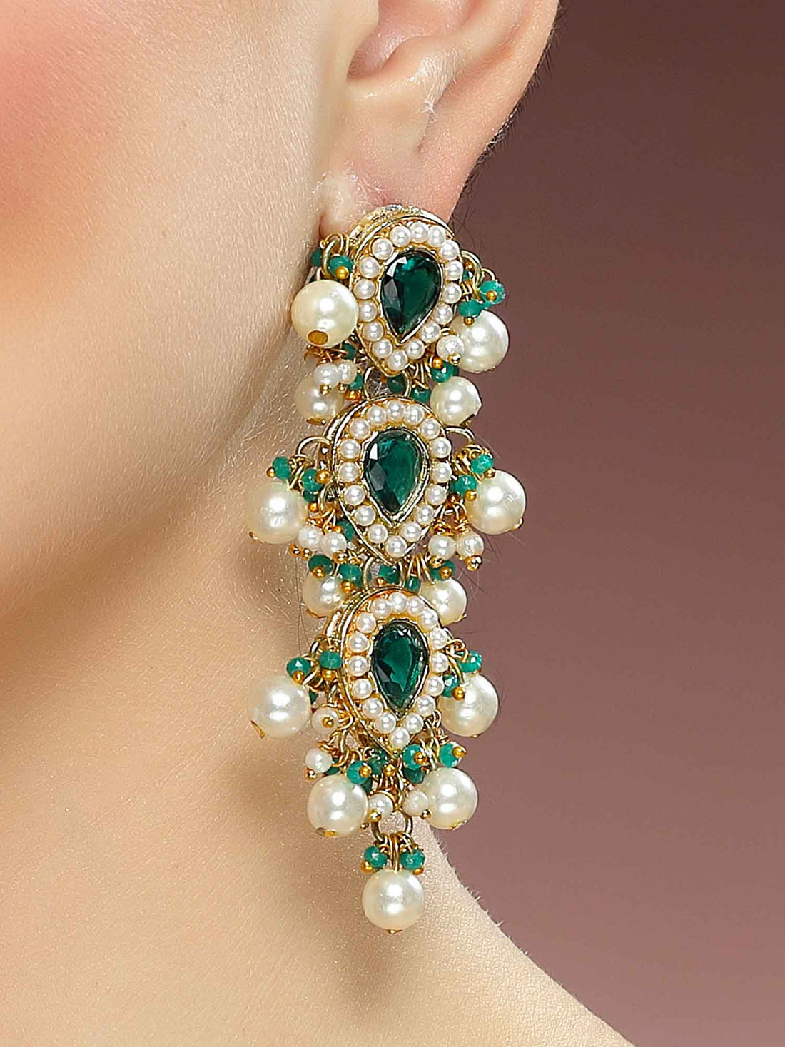 Karatcart Gold Plated Green Dop Crystals and Pearl Studded Kundan Drop Earrings for Women