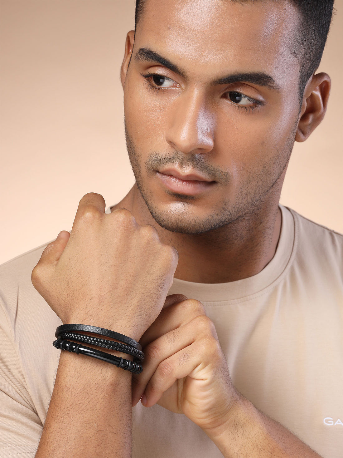 Bohey by KARATCART Men Leather Wraparound Bracelet
