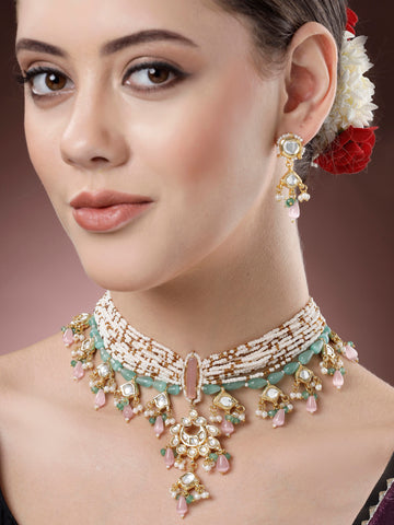 Karatcart Pink and Light Green Drops Studded Polki Kundan White Beaded Choker Necklace Set