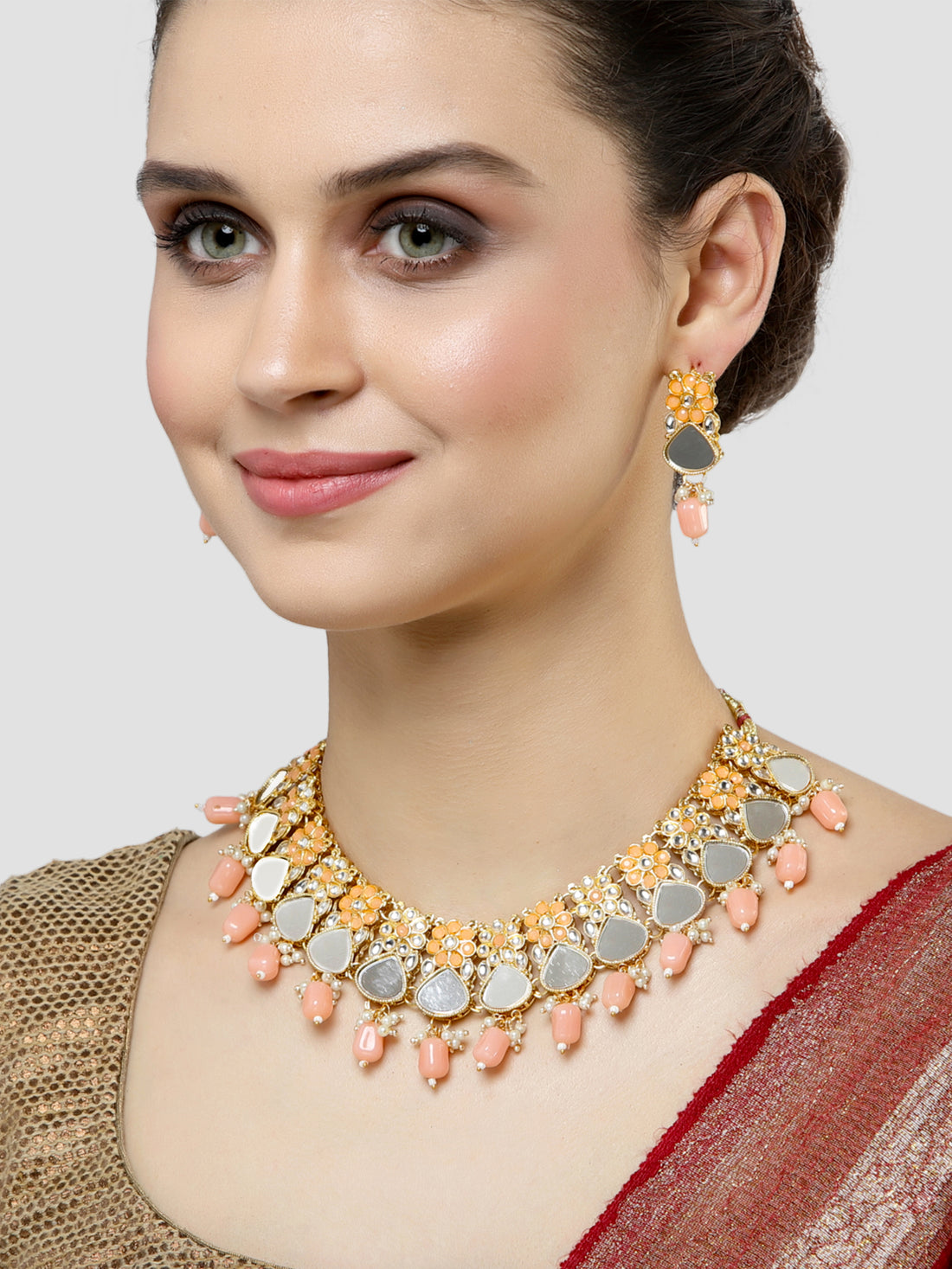 Karatcart Gold Plated Mirror Studded Peach Tumble Kundan Necklace Set