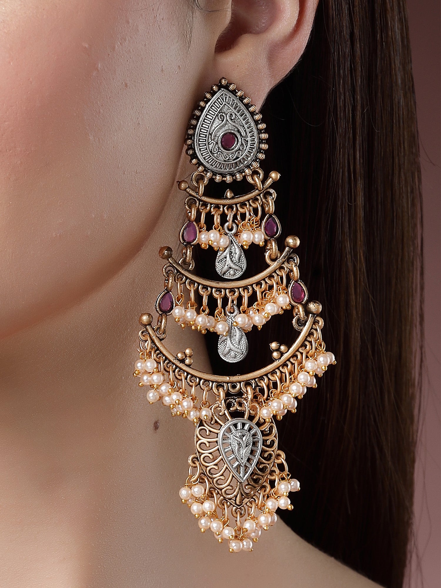 KARATCART Gold Plated Kundan Dangler Gold and Silver Earrings for