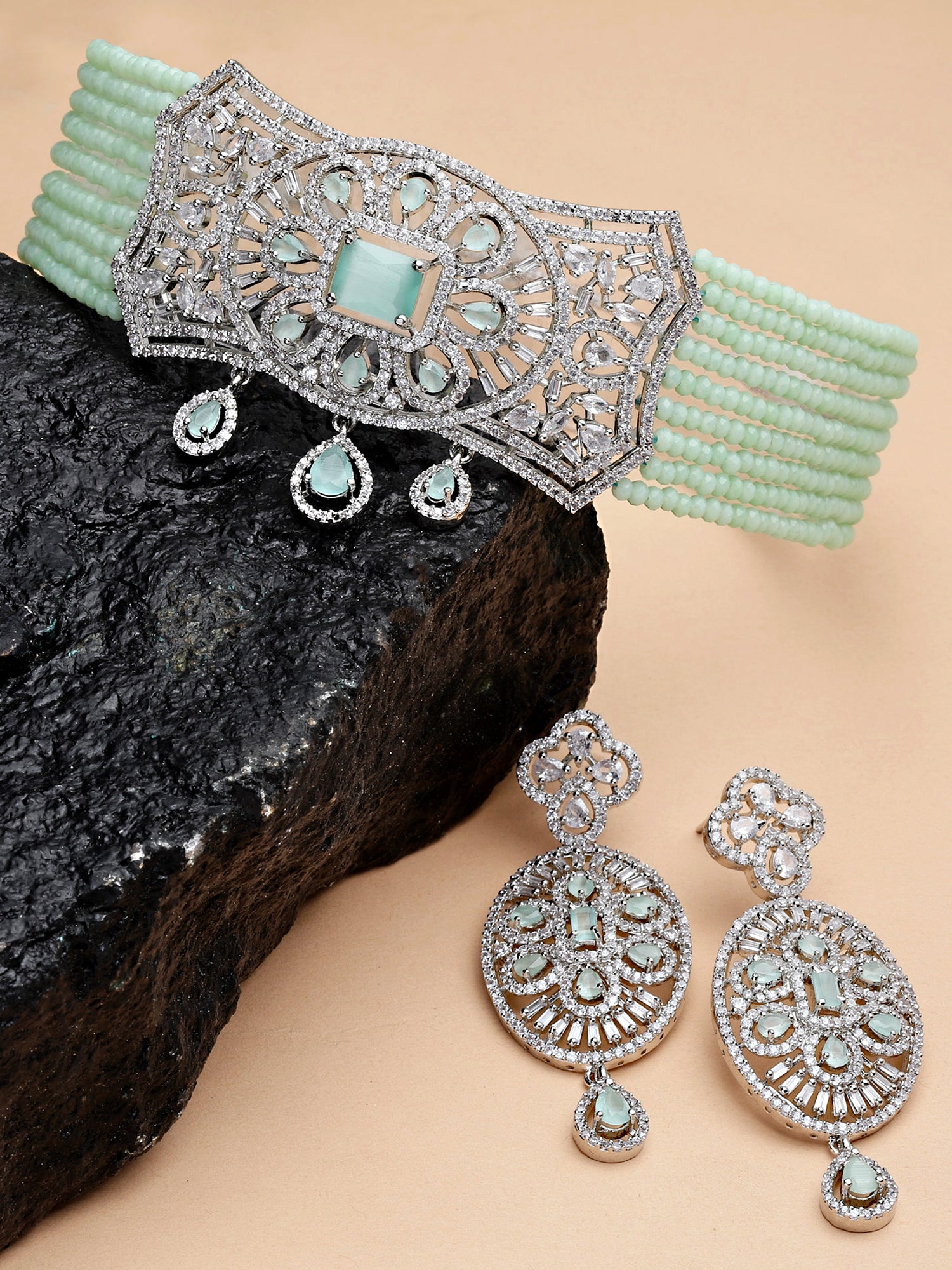 Karatcart Light Green Crystal Beaded American Diamond Choker Necklace