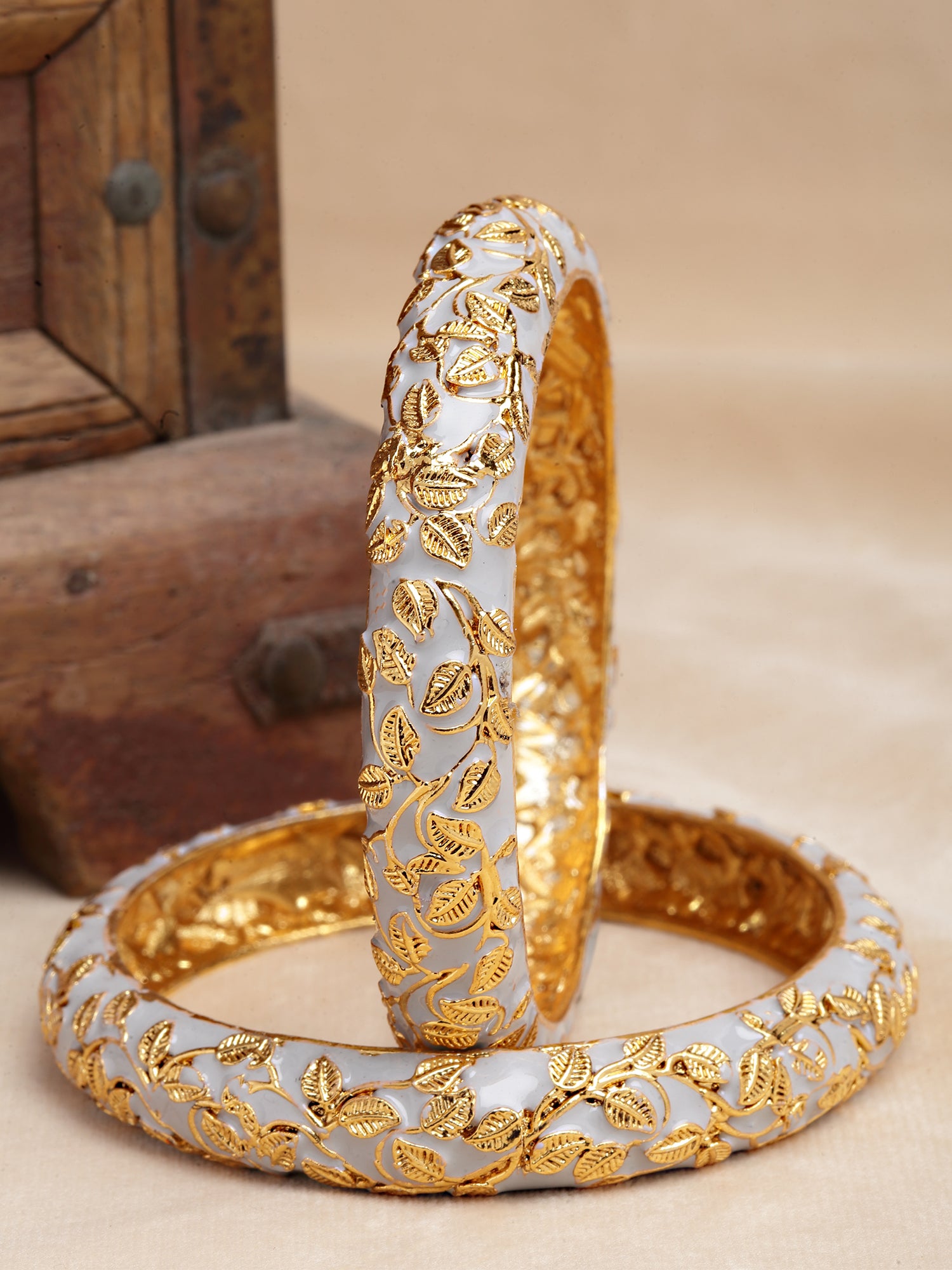 Jewellers Outlet Kalyan Jewellers Gold Bangles Designs Gold Kada