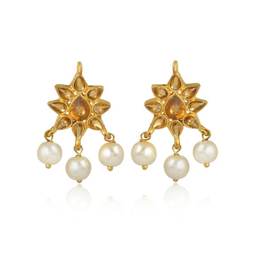 GoldPlated Kundan Stylish Fancy Party Wear Stud Earrings For Women