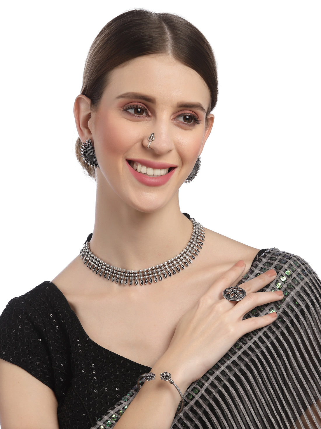Karatcart Oxidised Silver Tribal Jewellery Set Combo for Womens