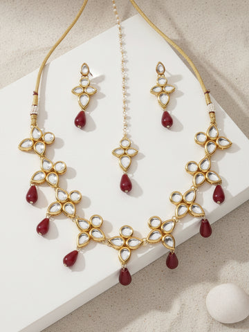 Karatcart Gold-Plated Handcrafted Kundan Necklace Set