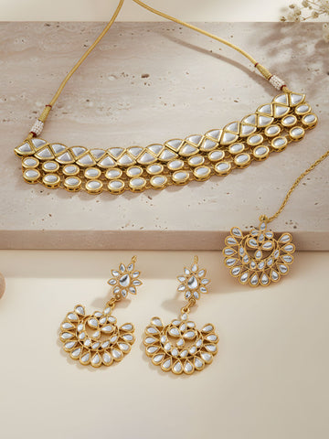 Karatcart Traditional Kundan Choker Necklace Set