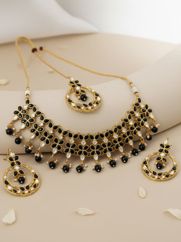 Black Stones Studded Kundan Choker Necklace Set