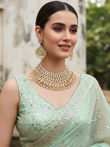 Gold-Plated & Kundan Stone-Studded Jewellery Set