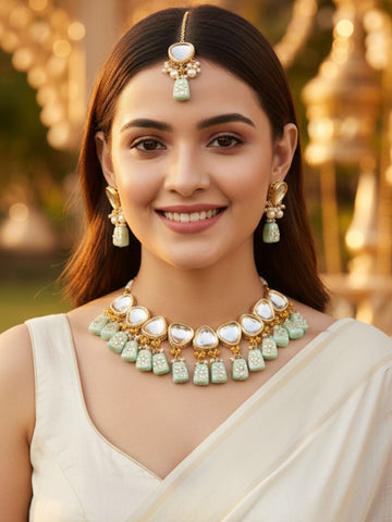 Gold-Plated White Kundan Polki Studded Beaded Jewellery Set