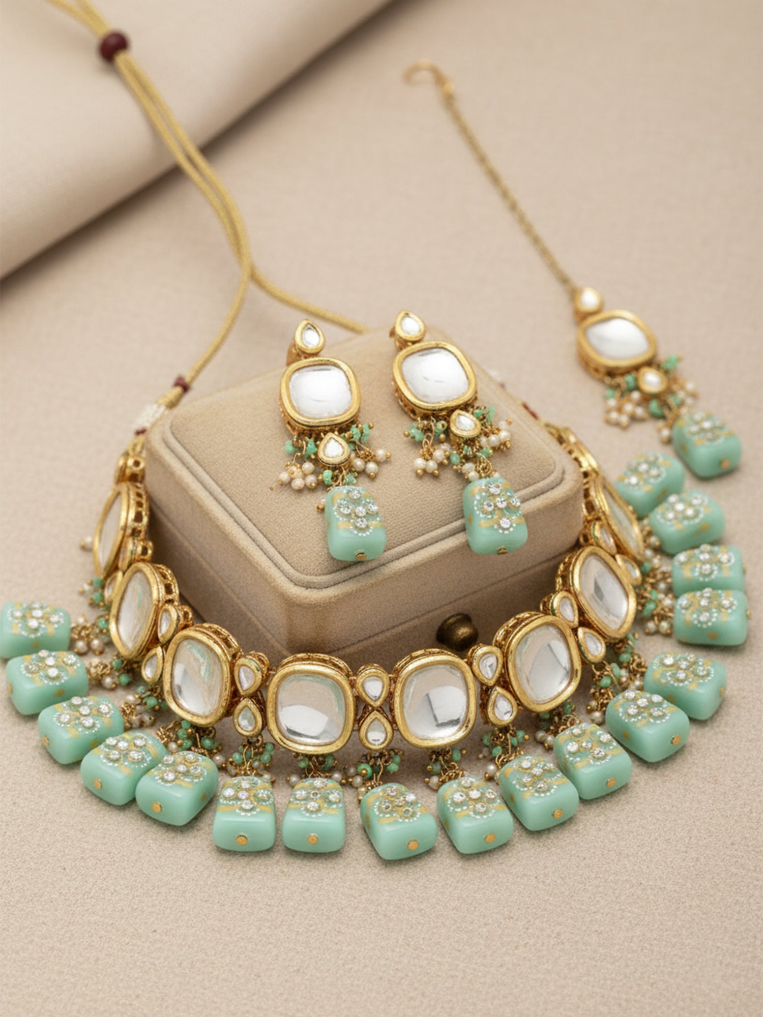 Karatcart Mint Green Designer Tumble Sqare Polki Kundan Necklace Set