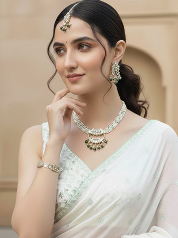 Karatcart Gold Plated Green Bead Studded Kundan Choker Neckalce Set with Bracelet