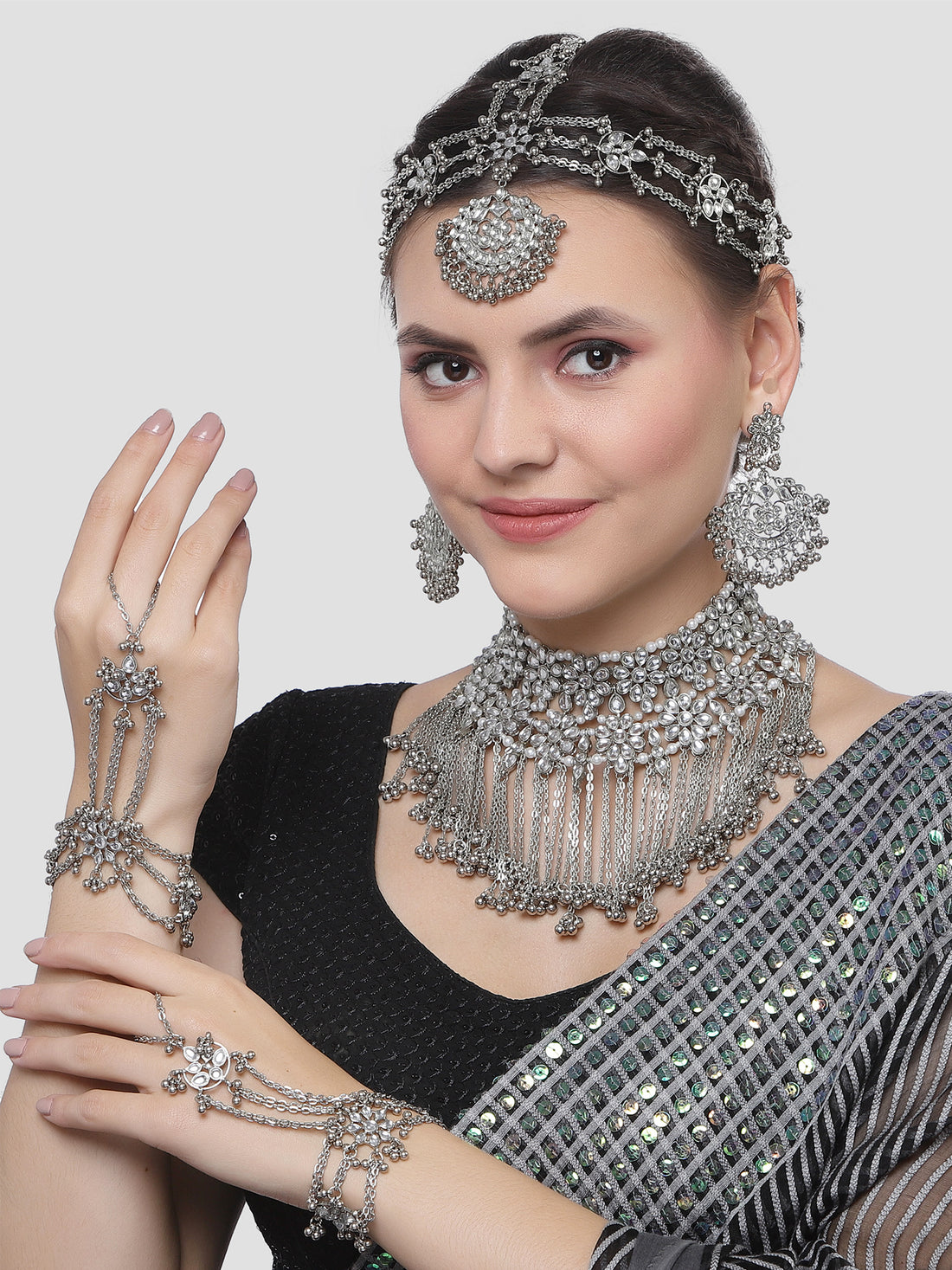 Karatcart Oxidised Silver White Kundan Bridal Choker Necklace Set for Women