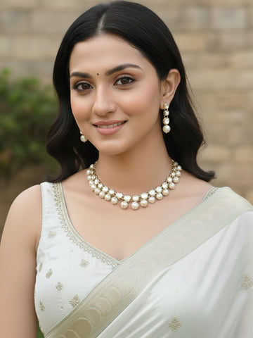 Karatcart Gold Plated Pearl and Kundan Jewellery Set for Women