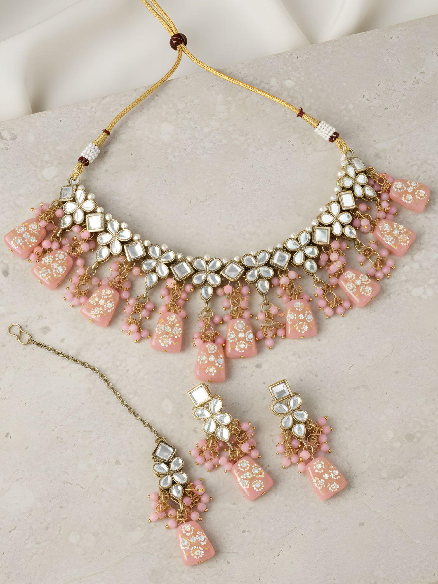 Karatcart Pink Tumble Gold Plated Kundan Choker Necklace Set for Women