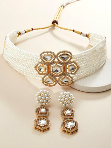 Karatcart Gold Plated Pearl Beaded Polki Kundan Choker Necklace Set for Women
