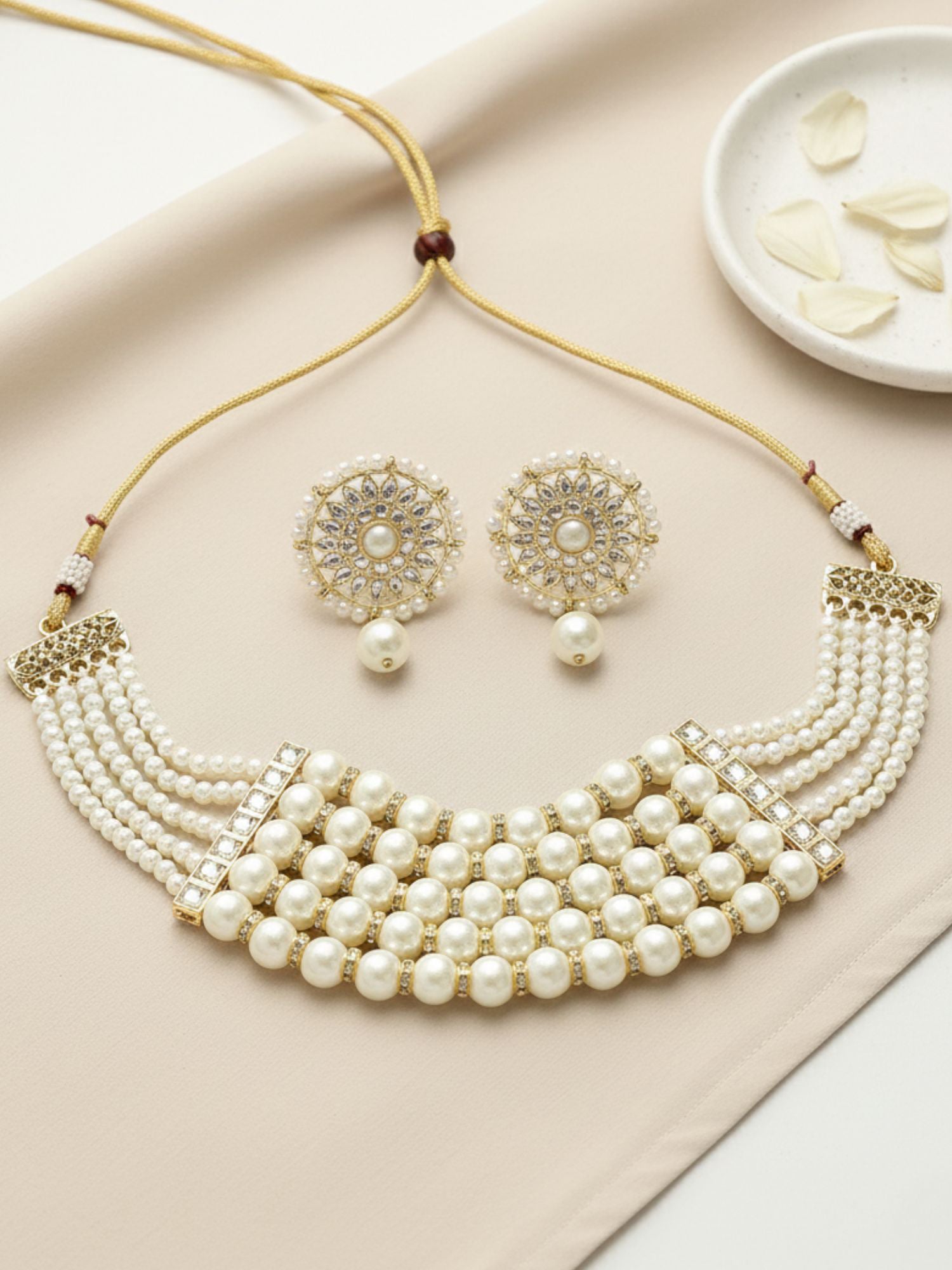 Karatcart Pearl Multilayer Beaded Kundan Choker Necklace Set for Women