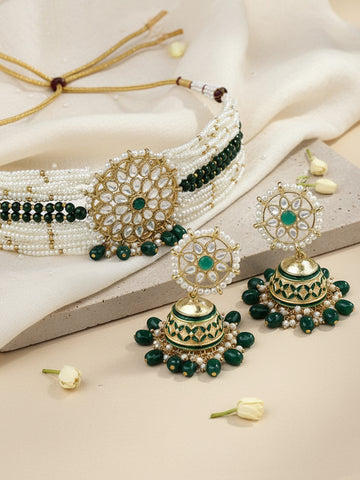 Karatcart Gold Plated Green Beads and Pearl Beaded Kundan Choker Necklace Set for Women
