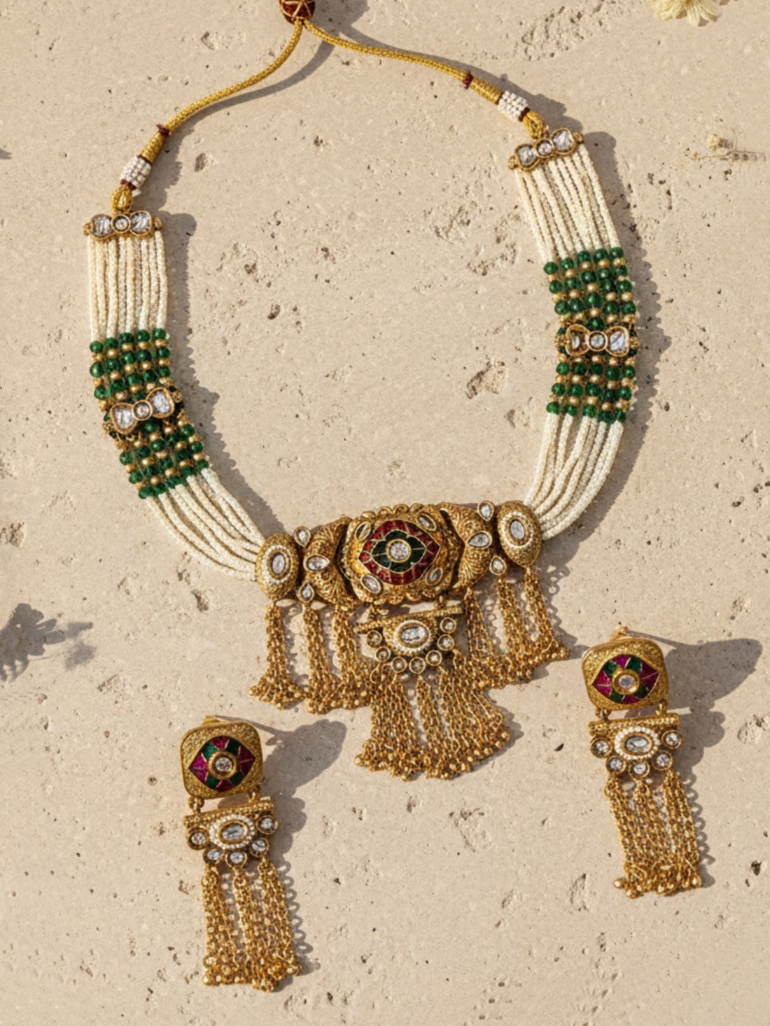 KARATCART Radiant Red & Green Meenakari Eye Design Gold-Plated Choker Necklace Set for Women