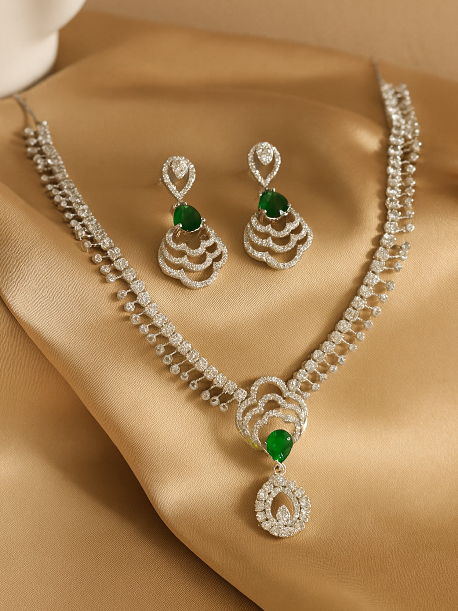 KARATCART Sparkling Green American Diamond Lightweight Silver-Tone Jewellery Set for Women