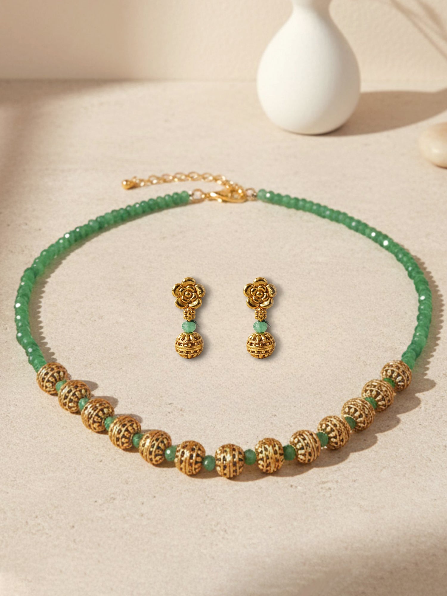 KARATCART Elegant Green Beaded Gold-Plated Traditional Necklace Set for Women