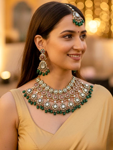 KARATCART Dazzling Red & Green Floral Gold-Plated Kundan Handcrafted Bridal Necklace Set for Women