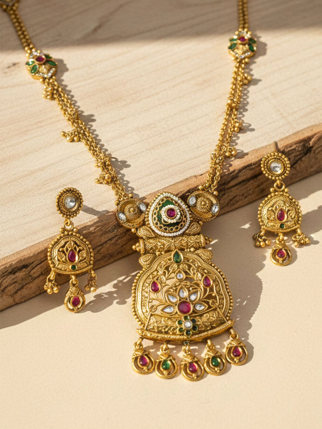 KARATCART South Indian Temple Style Gold-Plated Rani Haar Jewellery Set for Women
