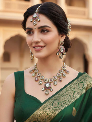 KARATCART Designer Gold-Plated Red Floral Kundan Bridal Jewellery Set for Women