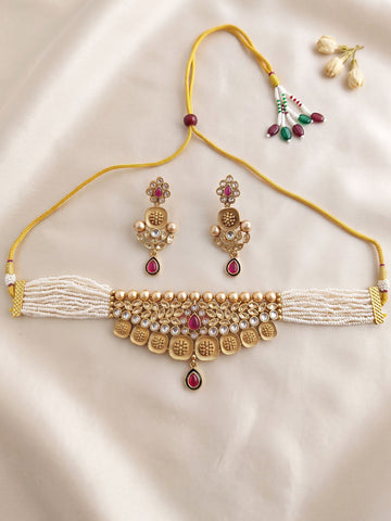 KARATCART Traditional Gold-Plated Red Pearl Beaded Choker Jewellery Set for Women