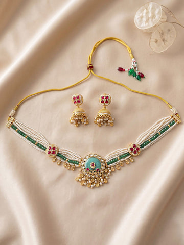 KARATCART Traditional Gold-Plated Floral Green Stone Kundan Choker Jewellery Set for Women